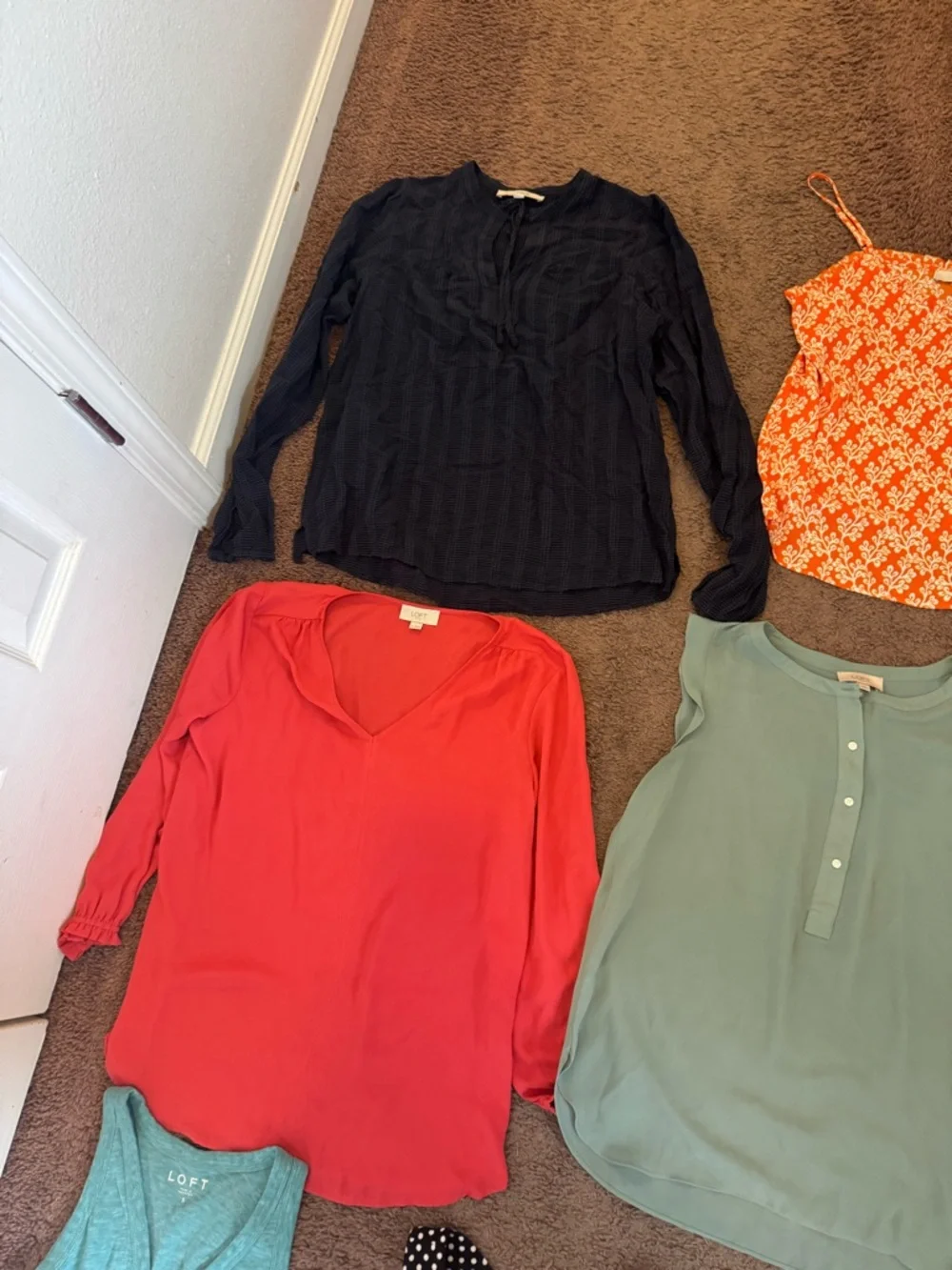 Lot Of 12 Tops Blouses Spring Summer Ann Taylor LOFT Workwear S - Picture 9 of 10